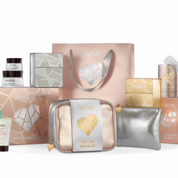 Kerstcadeaus: Adventskalenders, beautyboxen en limited editions by Care Cosmetics