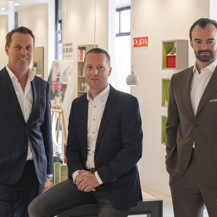 Care Cosmetics neemt Mikos over