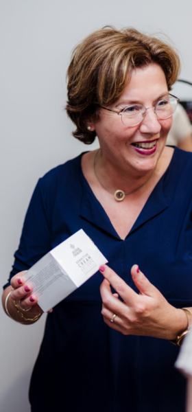 Beauty Award 2025 winnares categorie Schoonheidsspecialist van het jaar, regio Midden/Oost