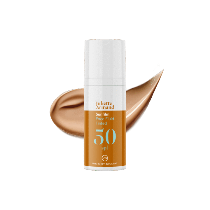 Nieuw van Juliette Armand: Face Fluid Tinted SPF50