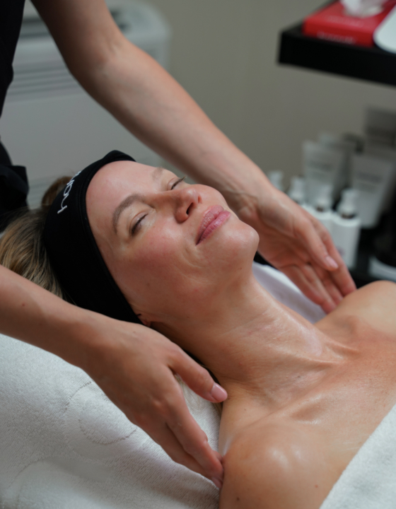 hannah Stressless massage: Diepe ontspanning en huidverbetering in één