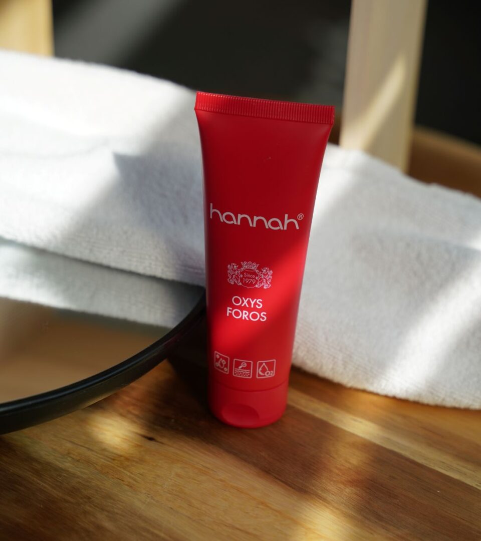 hannah oxys Foros