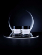 Wie betaalt de prijs van veiligere cosmetica?