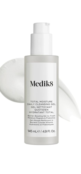 Wetenschappelijk bewezen hydratatie die blijft tot je volgende reiniging: Total Moisture Daily Cleansing Gel van Medik8